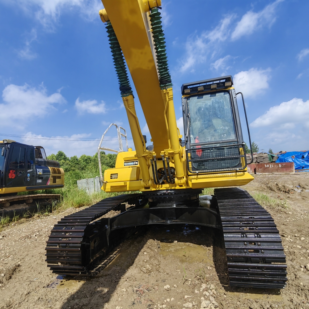 Used Komatsu PC360