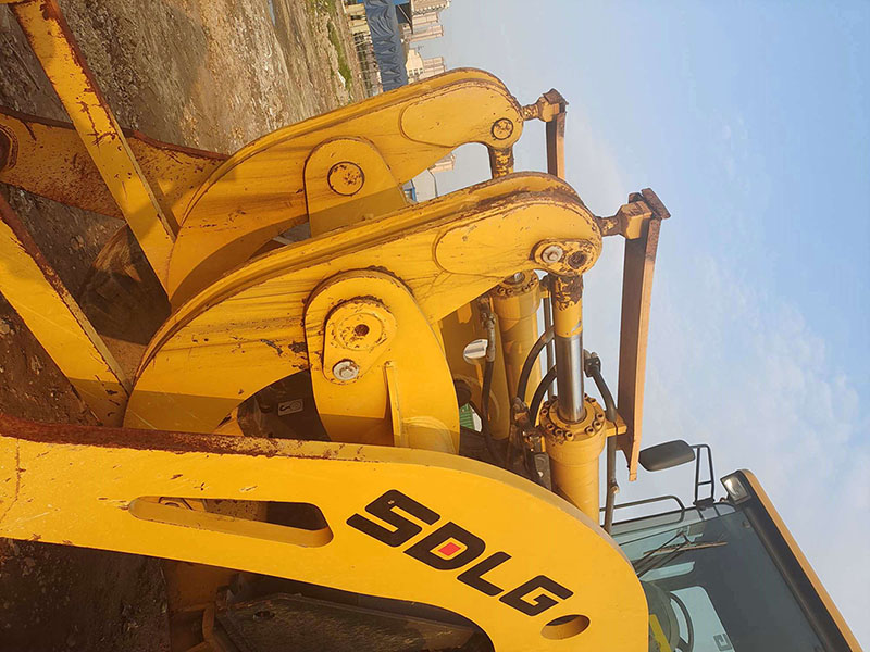 Used SDLG L952