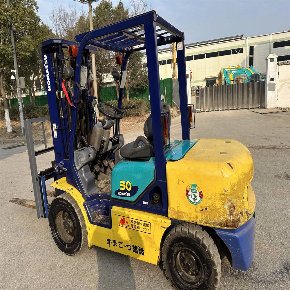 Best Price 3 Ton Perfect Working Condition Second-hand Japan Original Used Komatsu FD30T-14 Diesel Forklift
