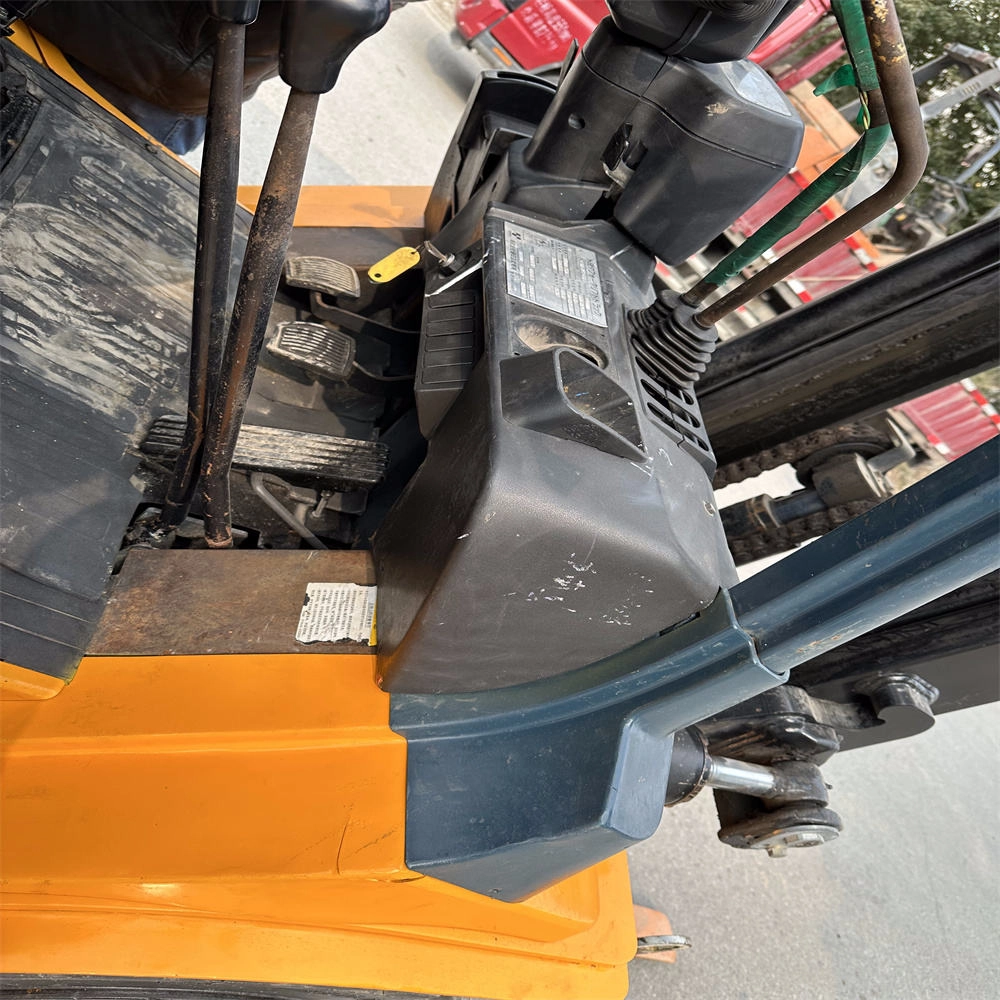 Best price 5ton diesel toyota forklift 7FDA50 7FD50 8FD50 forklift with 3 stages in good condition