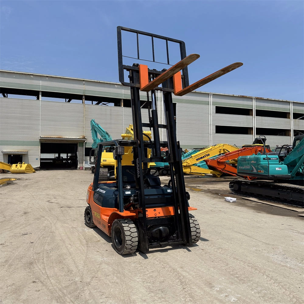 Toyota3 ton forklift used toyota forklift fd30 used japanese forklifts 10 ton 15 ton for sale
