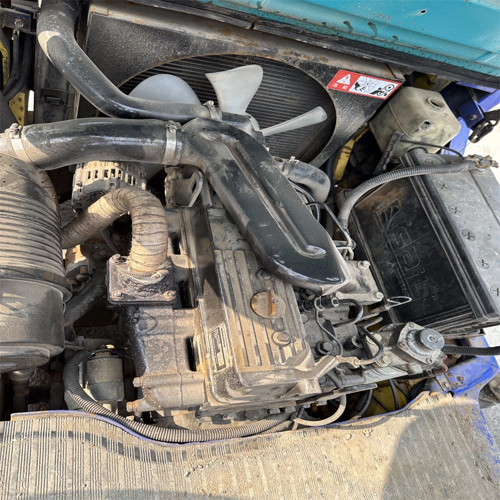 3 Ton 3000mm Mast Height Perfect Working Condition Second-hand Japan Original Used Komatsu FD30T-14 Diesel Forklift