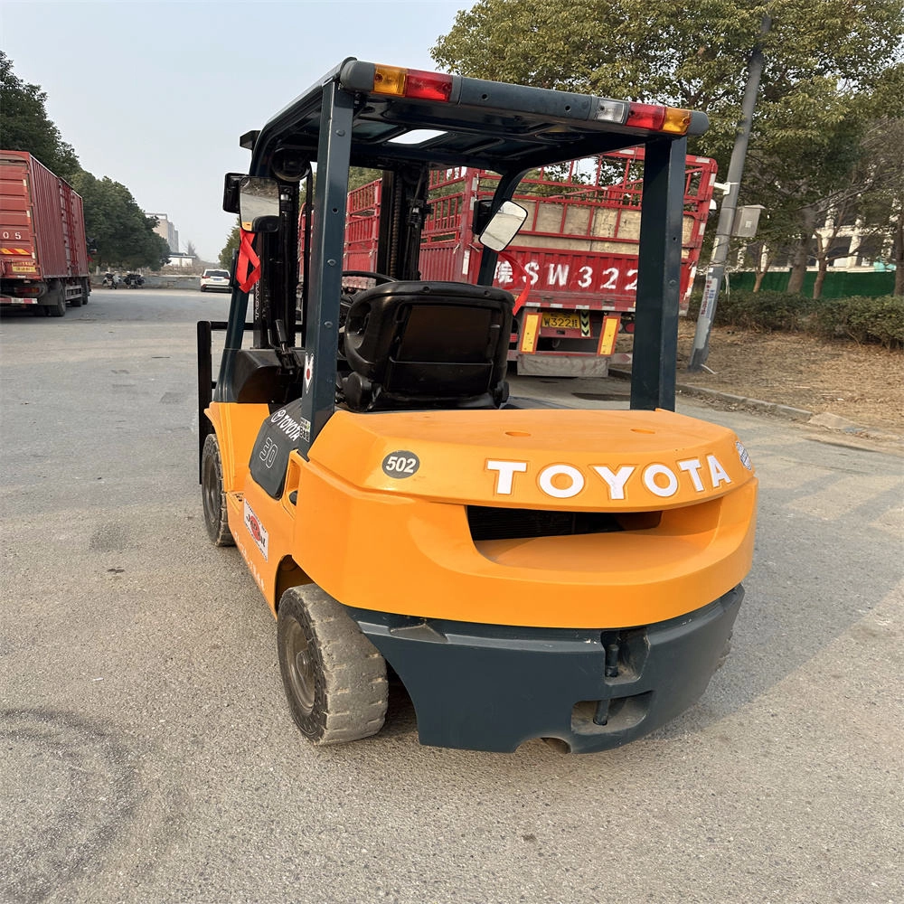 3 Ton Perfect Working Condition Second-hand Japan Original TOYOTA 62-7FDN30 Diesel Forklift