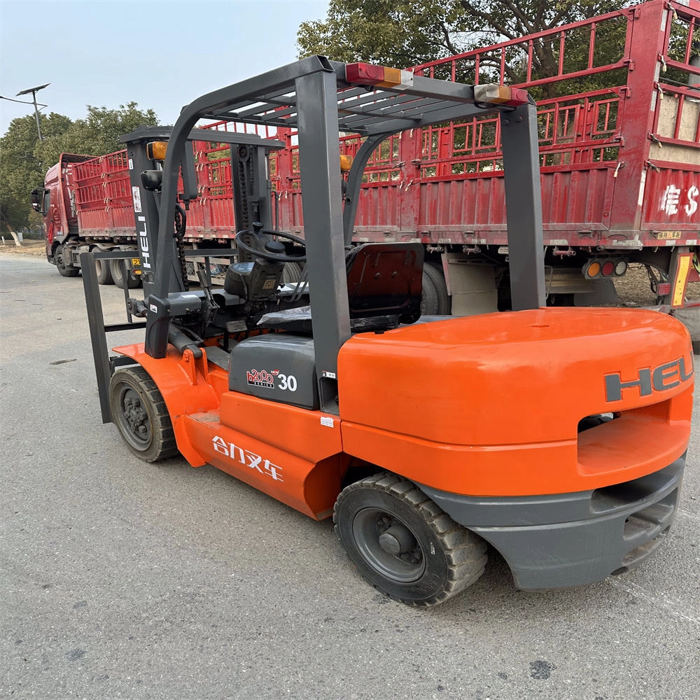 High Quality CE EPA China HELI 3ton 3000 Kg CPC30 Factory Outlet Diesel Forklift