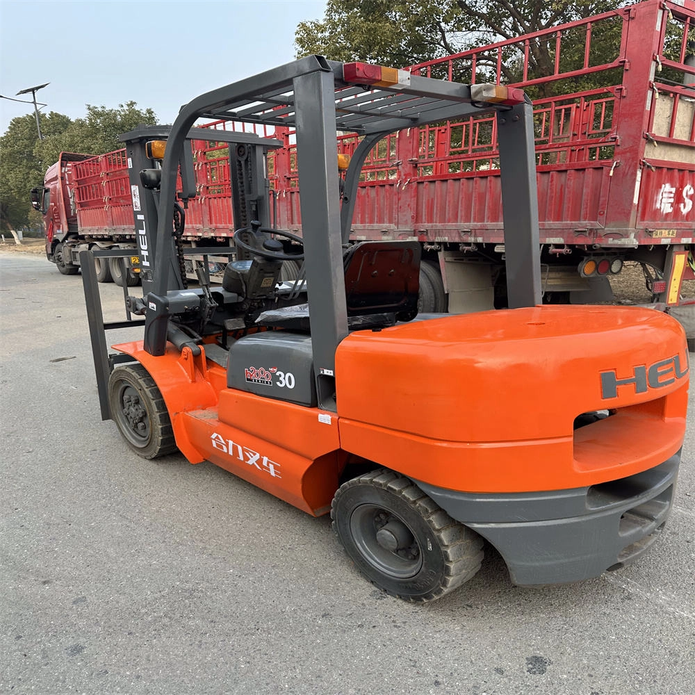 Low Price 3 Ton Perfect Working Condition Second-hand China Original HELI CPC30 Diesel Forklift