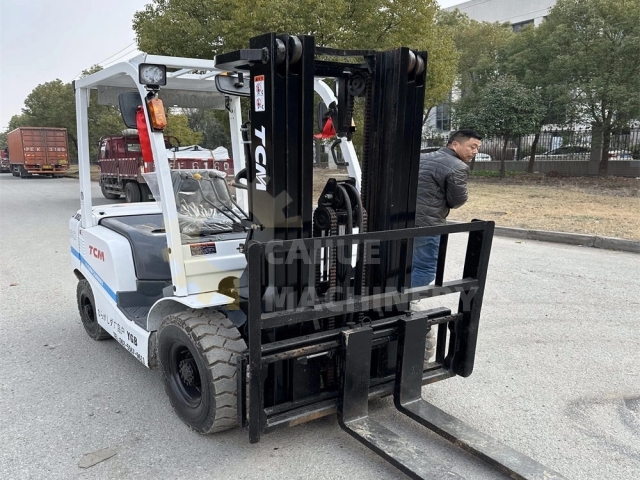 Used forklift tcm30 3ton full electric forklift pallet forklift stacker 3 ton second hand original factory