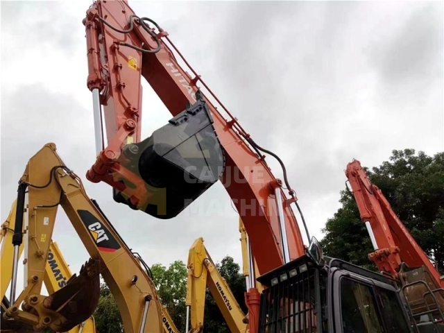 Used Hitachi ZX490