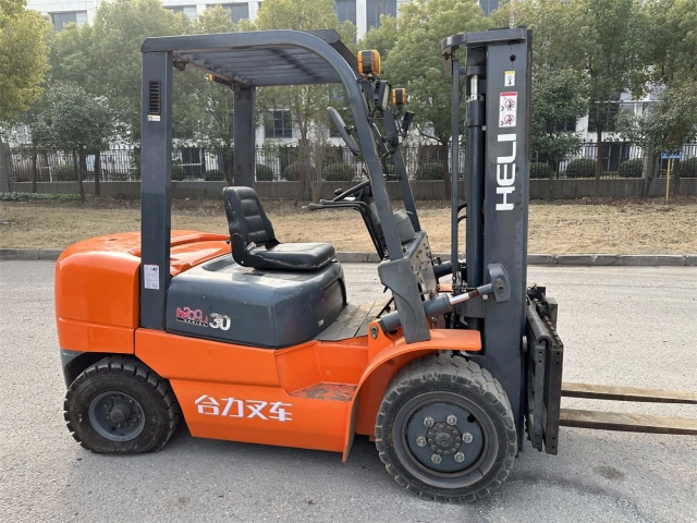 cheap price 3 ton 5 tons diesel forklift with fork positioner and side shifter FD30 CPCD30 forklift parts