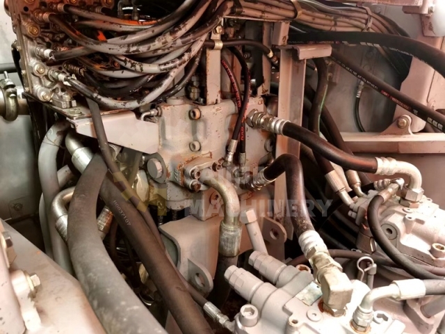 Used Hitachi ZX670