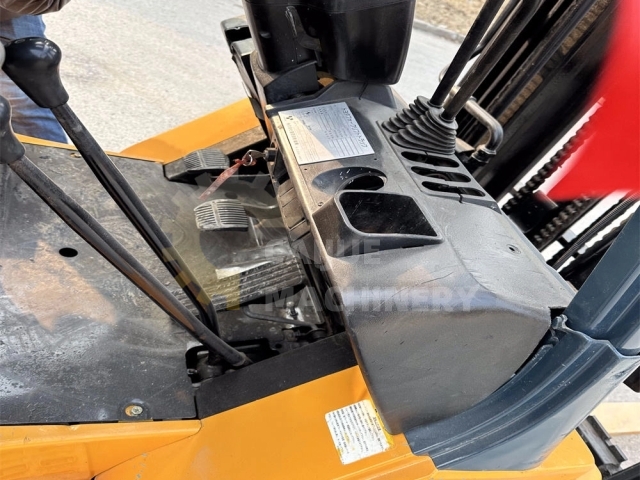 3 Ton Perfect Working Condition Second-hand Japan Original TOYOTA 62-7FDN30 Diesel Forklift