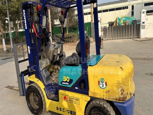 Best Price 3 Ton Perfect Working Condition Second-hand Japan Original Used Komatsu FD30T-14 Diesel Forklift