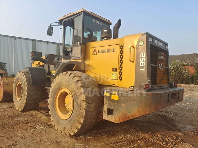 Used SDLG L952