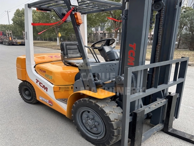 Best Selling 3 Ton Year 2021 Perfect Working Condition Second-hand Japan Original TCM FD30ZT Diesel Forklift