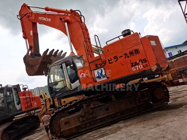 Used Hitachi ZX670