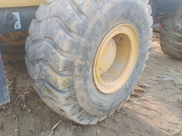 Used SDLG L952